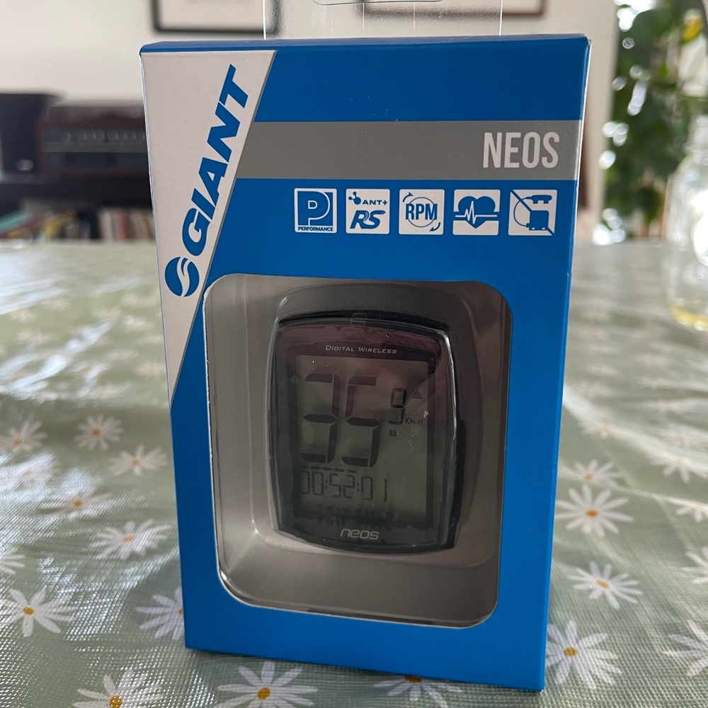 Neos Cycling Computer - Picture 2 of 4
